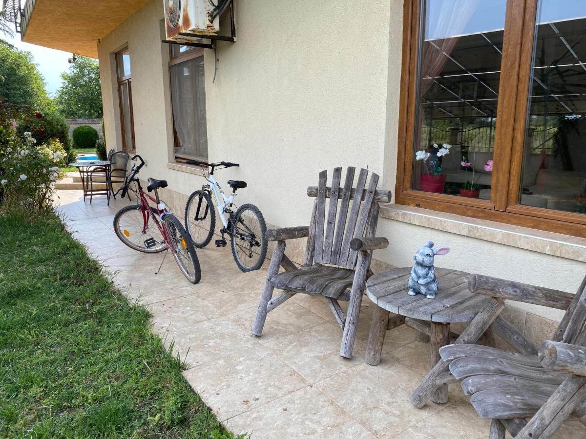 Guest House Golden Flake 4Km From Bolata Beach Bulgarevo Exterior photo