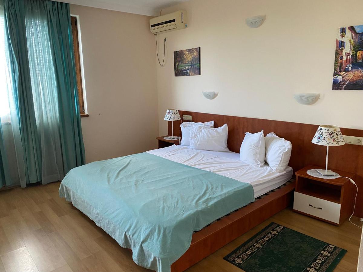 Guest House Golden Flake 4Km From Bolata Beach Bulgarevo Exterior photo