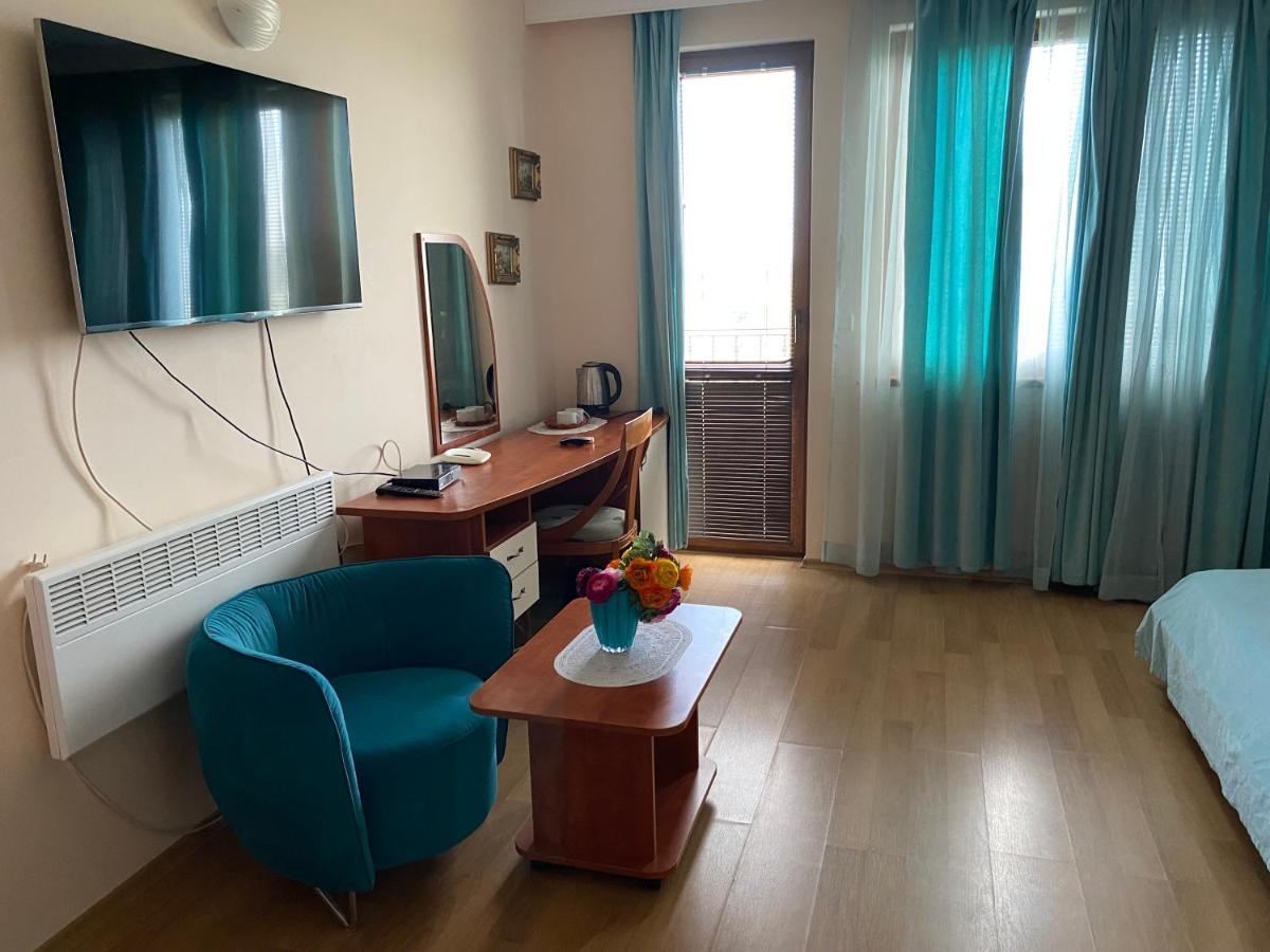 Guest House Golden Flake 4Km From Bolata Beach Bulgarevo Exterior photo