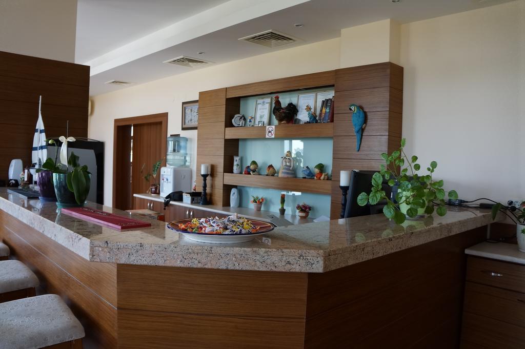 Guest House Golden Flake 4Km From Bolata Beach Bulgarevo Exterior photo